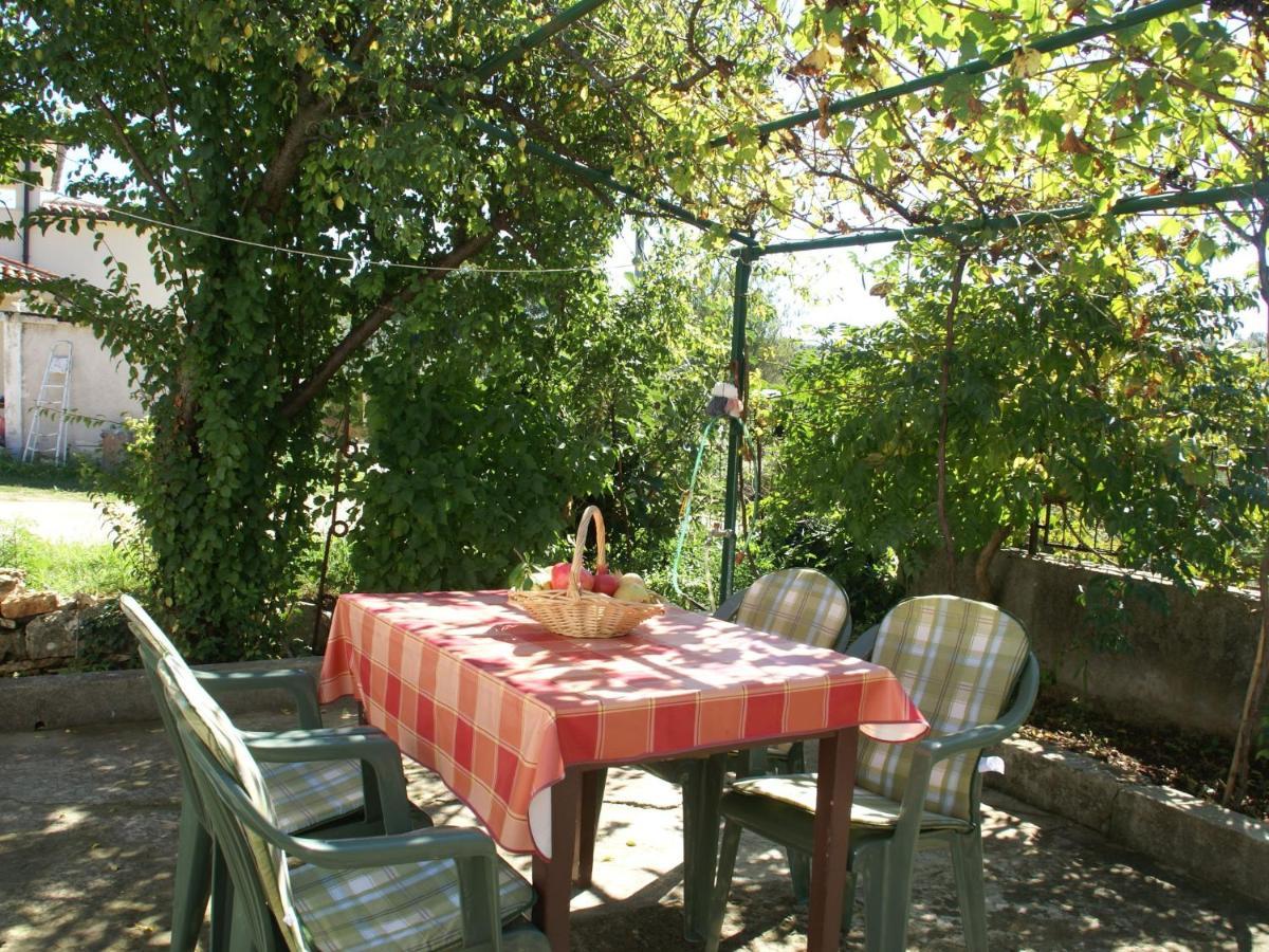 Charming Holiday Home In Pula Near Beach Štinjan Zewnętrze zdjęcie